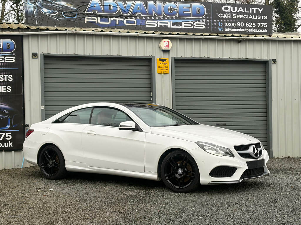 Mercedes-Benz E Class E220 Bluetec Amg Line 7G-tronic White