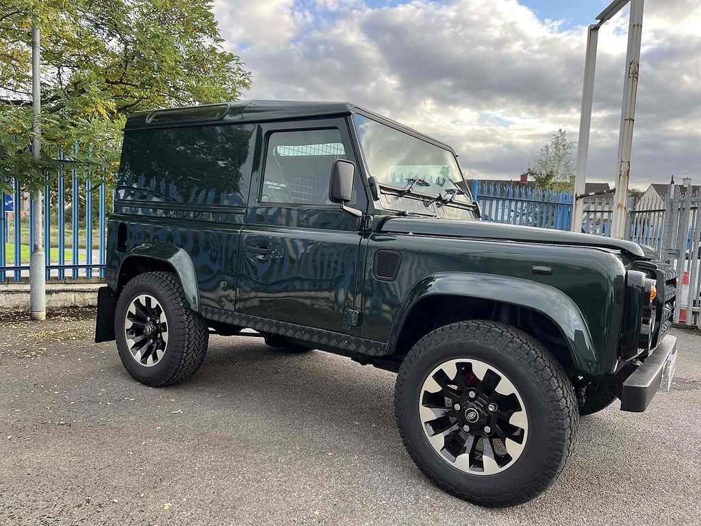 Land Rover Defender 90 Td5 County Hard Top Green #3