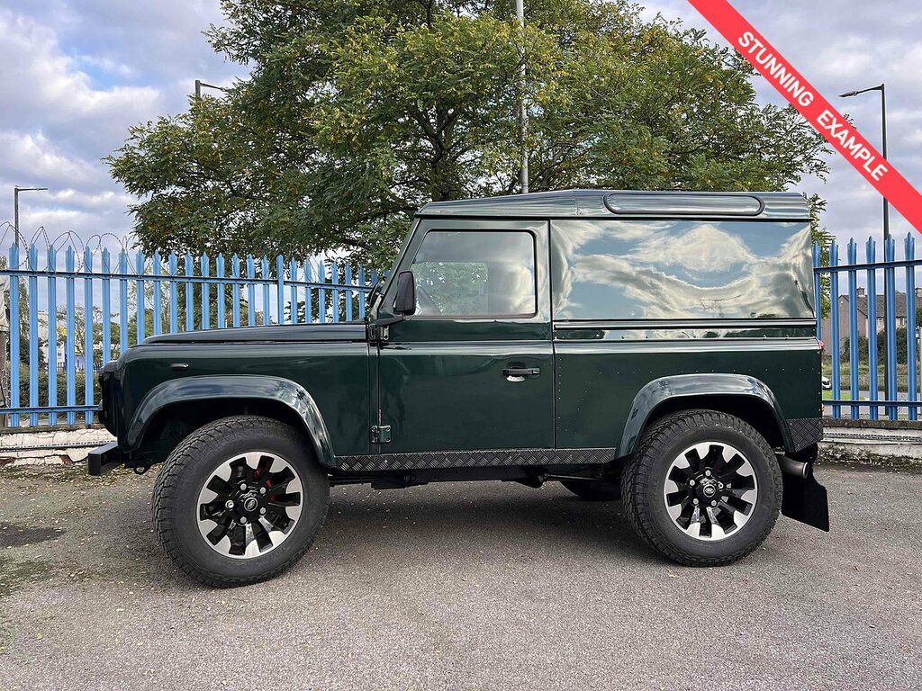 Land Rover Defender 90 Td5 County Hard Top Green #5