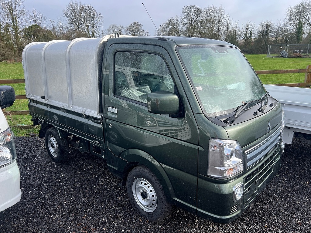Mitsubishi 4 X 4 Khaki Edition WX74FNC Green