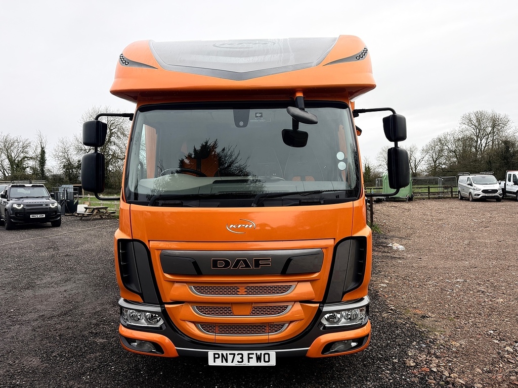 DAF All Models Kevin Parker Horse Box Lorry PN73FWO Orange #5