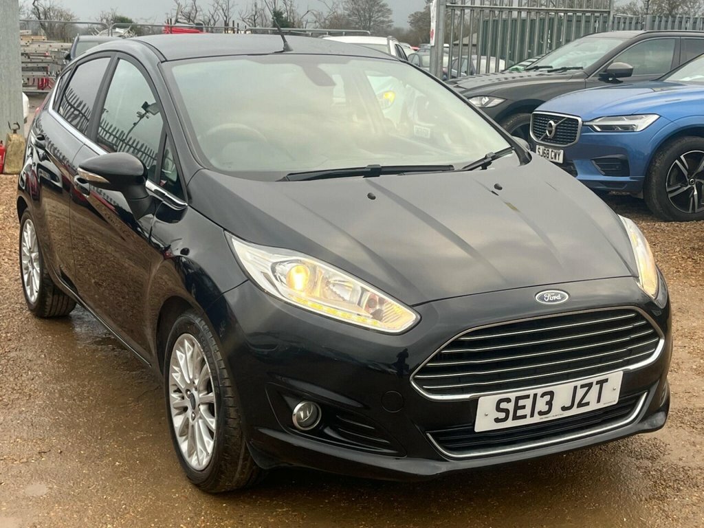 Ford Fiesta Hatchback SE13JZT Black #6