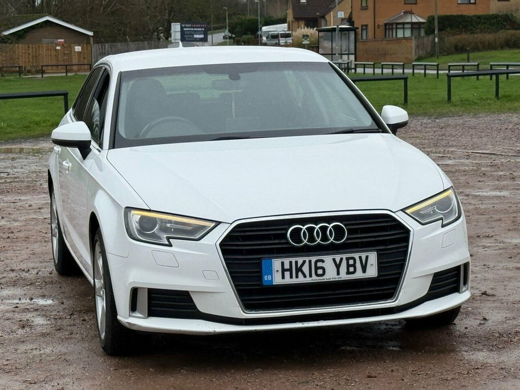 Audi A3 Hatchback HK16YBV White #5