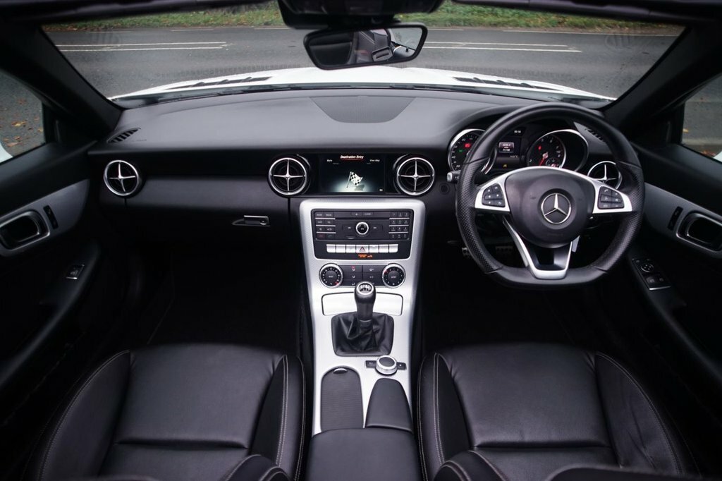 Mercedes-Benz SLC 1.6L Amg Line YN68XWC White #3