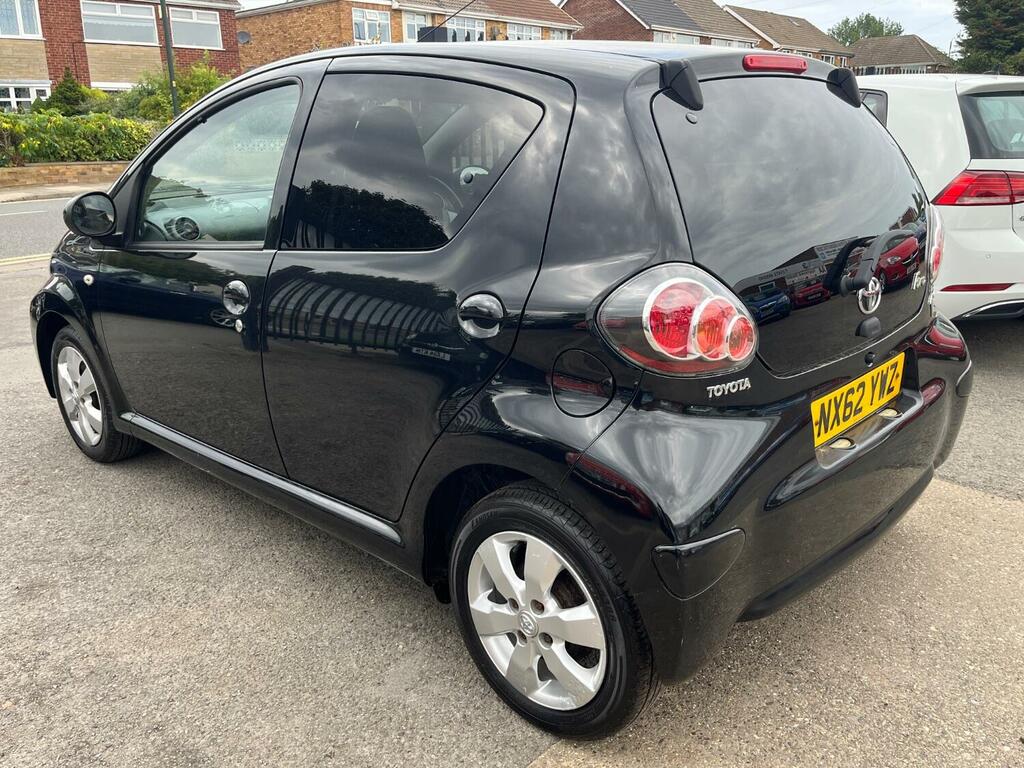 Toyota Aygo Hatchback 1.0 Vvt-i Fire 2012 NX62YWZ Black #4