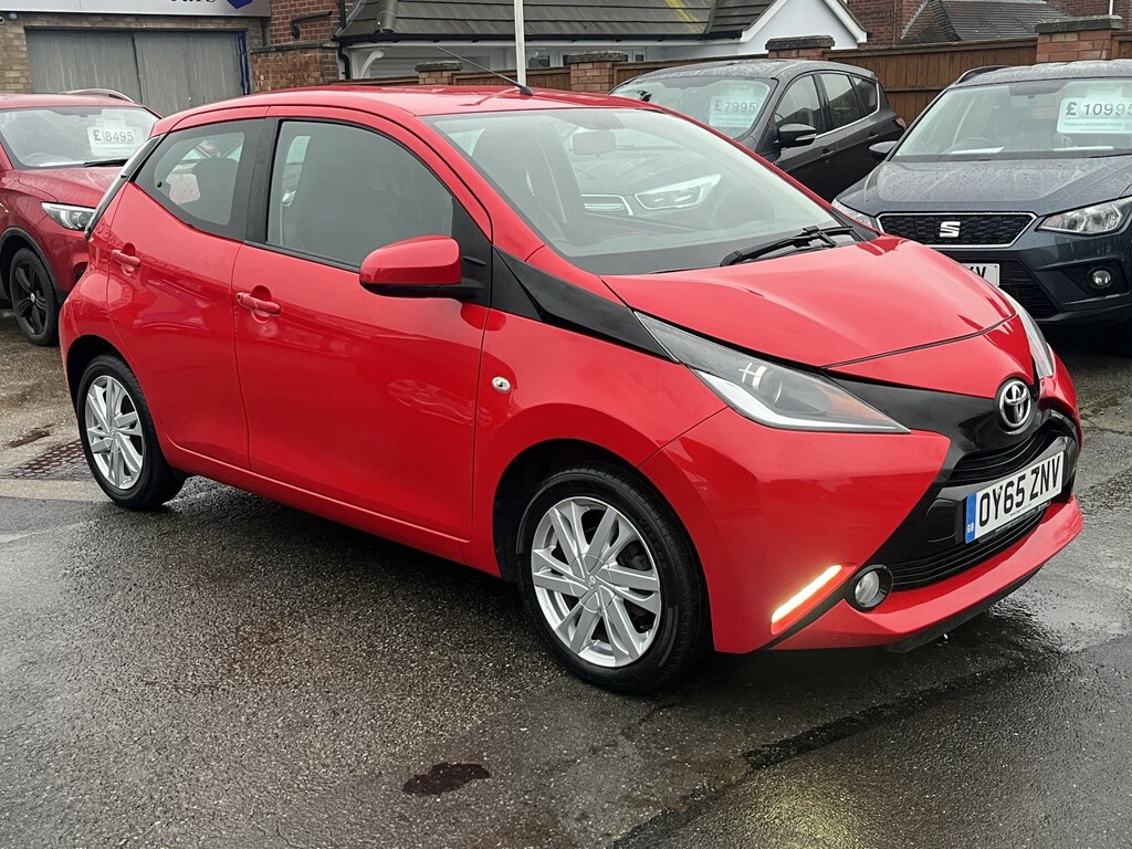 Toyota Aygo Hatchback 1.0 Vvt-i X-pression 2015 OY65ZNV Red #3
