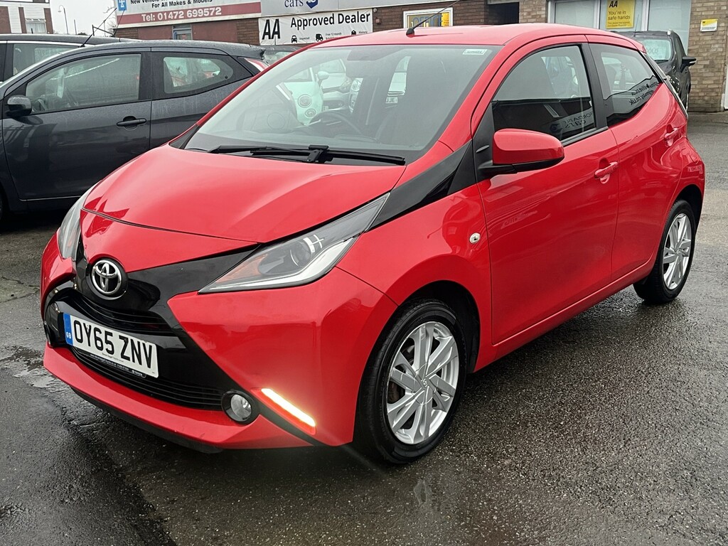 Toyota Aygo Hatchback 1.0 Vvt-i X-pression 2015 Red