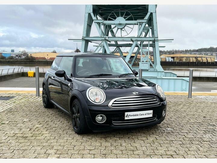 Mini Hatch 1.6 Cooper Steptronic Euro 4 Black