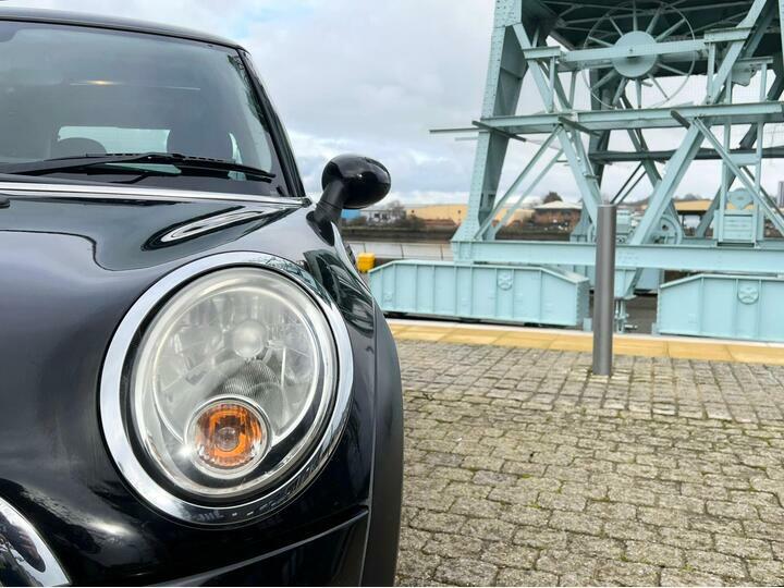 Mini Hatch 1.6 Cooper Steptronic Euro 4 Black #6