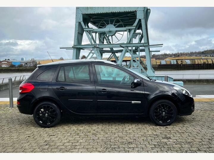 Renault Clio 1.6 Gt Line Tomtom Sport Tourer Black #3