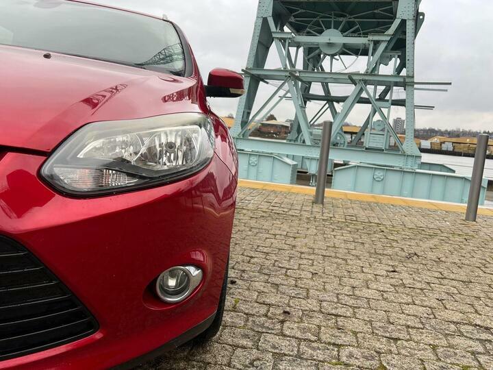 Ford Focus 1.6 Titanium Powershift Euro 5 LX61JHV Red #5