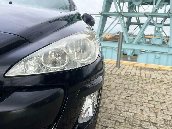 Peugeot 308 SW 1.6 Vti S Black #4