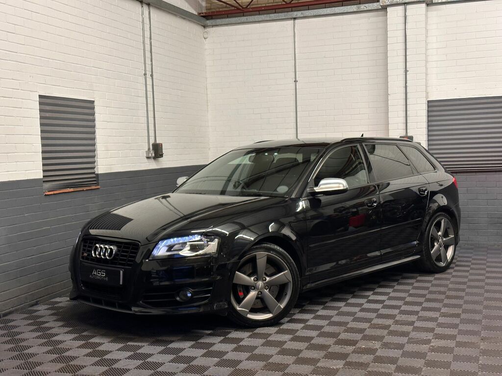 Audi S3 2.0 Tfsi Black Edition Sportback S Tron Black #2