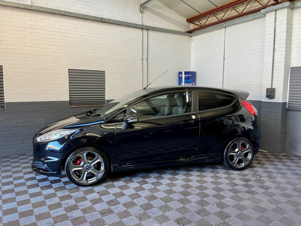 Ford Fiesta 1.6T Ecoboost St-2 Hatchback Eur Black #6