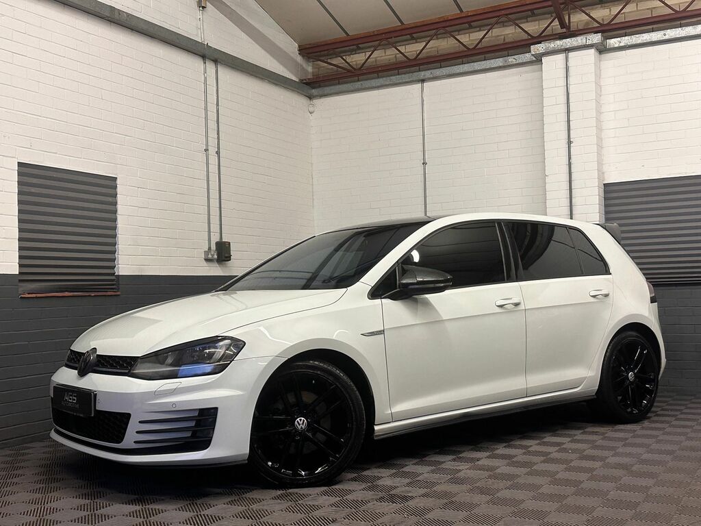 Volkswagen Golf 2.0 Tdi Bluemotion Tech Gtd Hatchback D LL14VSV White #2