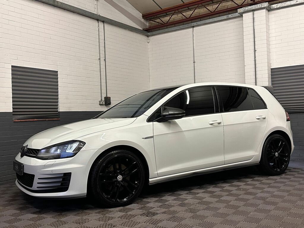 Volkswagen Golf 2.0 Tdi Bluemotion Tech Gtd Hatchback D LL14VSV White #5