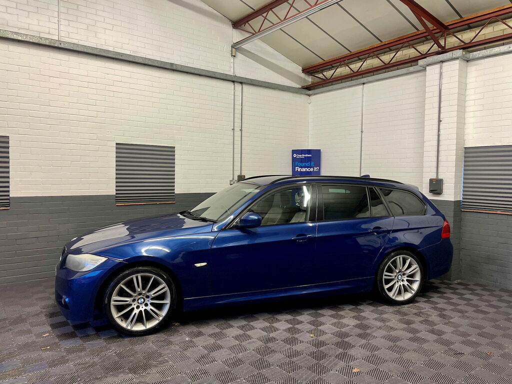 BMW 3 Series 2.0 318D M Sport Touring Euro 5 Blue #3