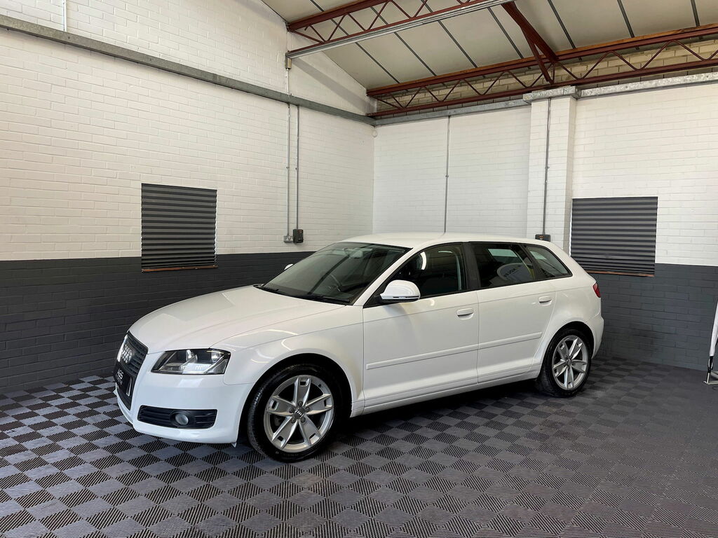 Audi A3 1.4 Tfsi Sport Sportback 143 G White #2
