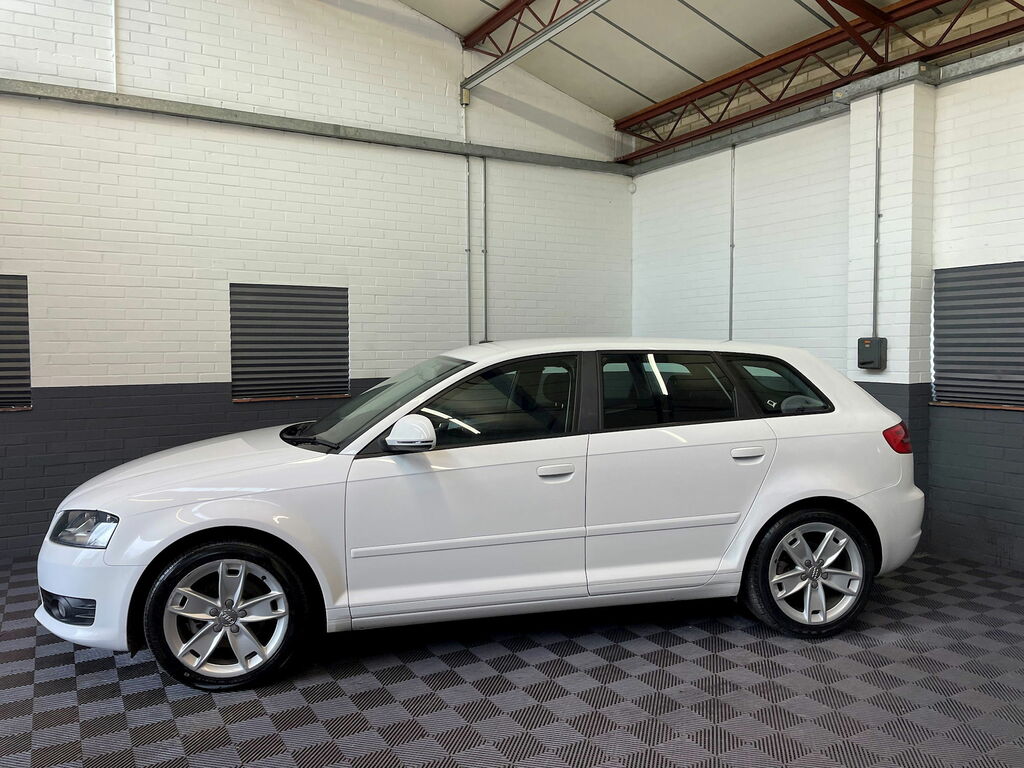 Audi A3 1.4 Tfsi Sport Sportback 143 G White #3