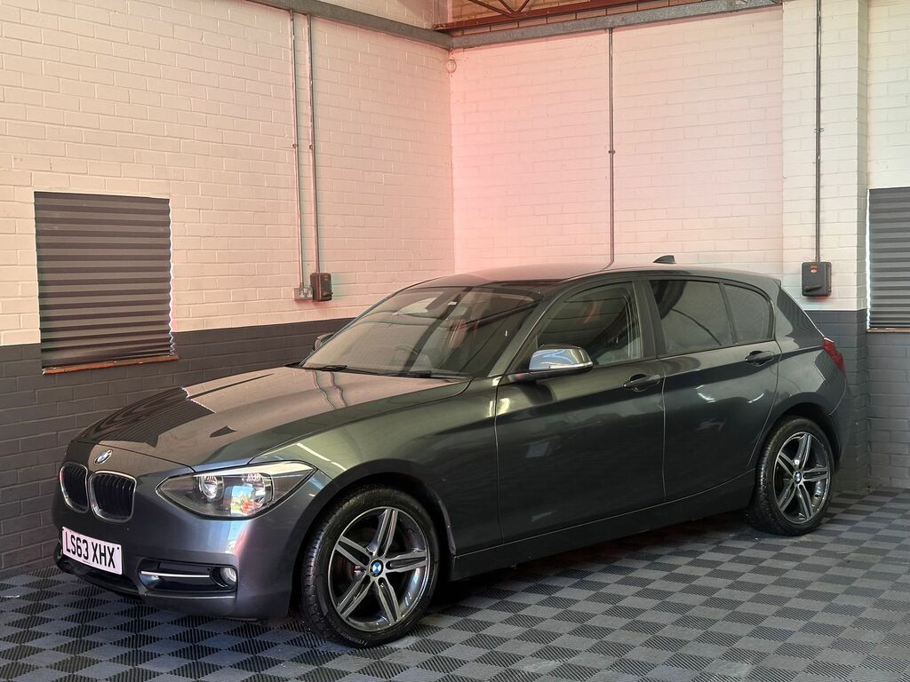 BMW 1 Series 2.0 116D Sport Hatchback Euro 5 LS63XHX Grey #2