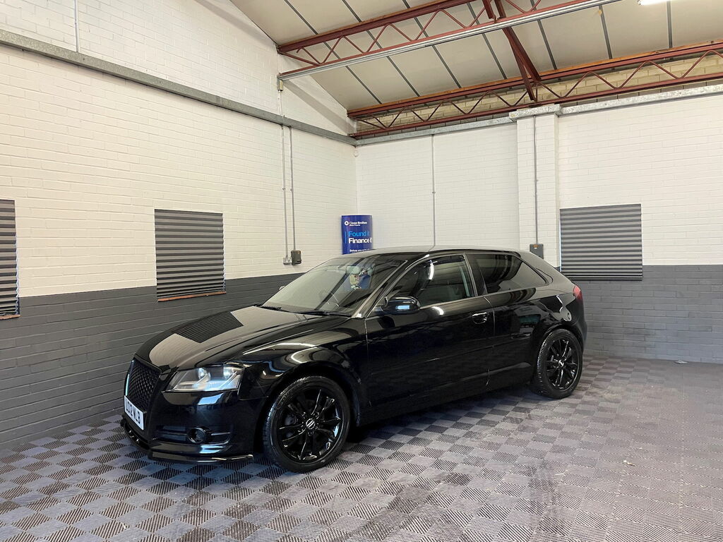 Audi A3 Sport Black #4