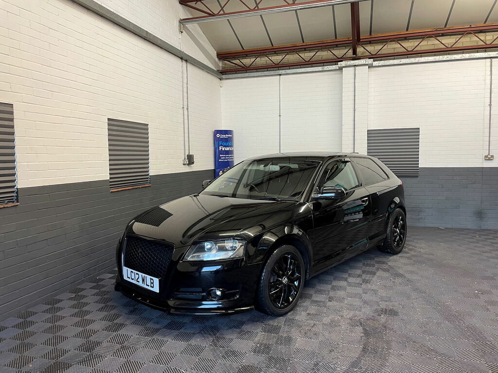 Audi A3 Sport Black #2