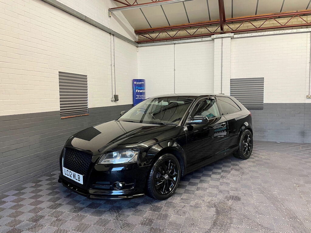 Audi A3 Sport Black #3
