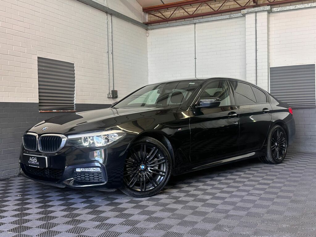 BMW 5 Series 2.0 520D M Sport Saloon Euro 6 S VE67RBZ Black #2