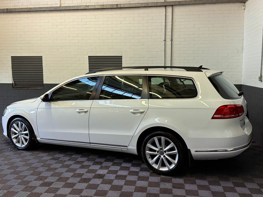 Volkswagen Passat 2.0 Tdi Bluemotion Tech Executive Estate Diese PK14CWA White #4