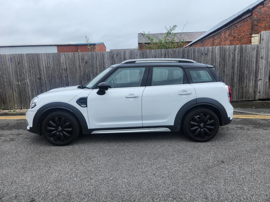 Mini Countryman Cooper 1.5 Cooper YE18XMK White #6