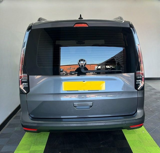 Volkswagen Caddy Maxi Life 2.0 C20 Life Tdi Grey #4