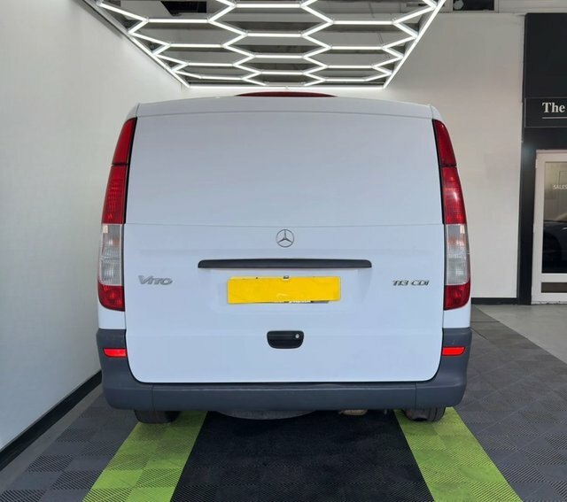 Mercedes-Benz Vito 2.1 113 Cdi Panel White #4