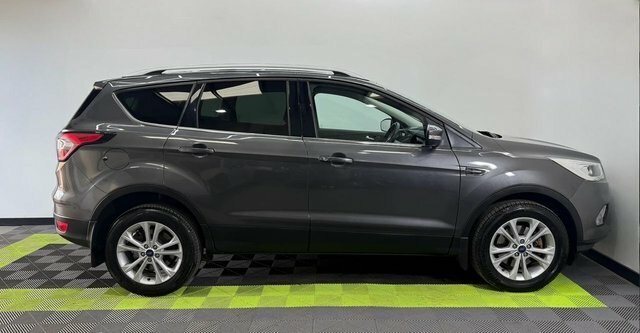 Ford Kuga 1.5 Tdci Titanium Suv Grey #6