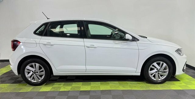 Volkswagen Polo 1.0 Tsi Life Hatchback YP72LKJ White #6