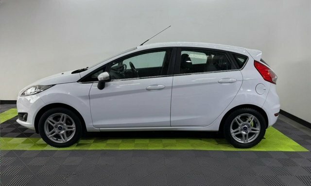 Ford Fiesta 1.25 Zetec Hatchback MX63LHN White #5
