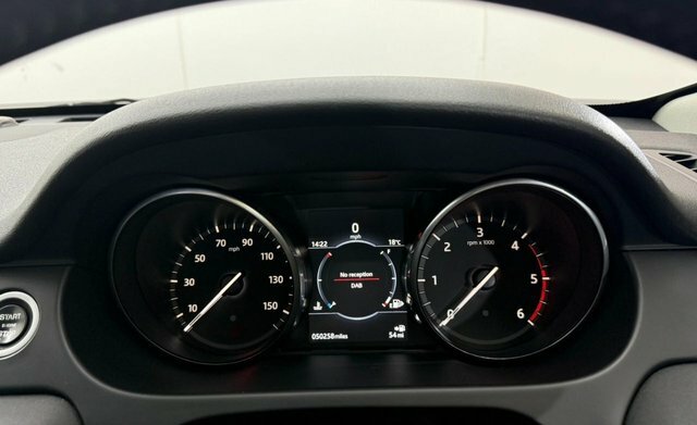Land Rover Discovery Sport 2.0 Td4 Hse Suv CU67XLH Grey #5