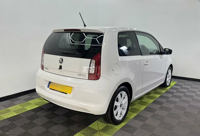 Skoda Citigo 1.0 Mpi Greentech Colour OX19HXD White #2
