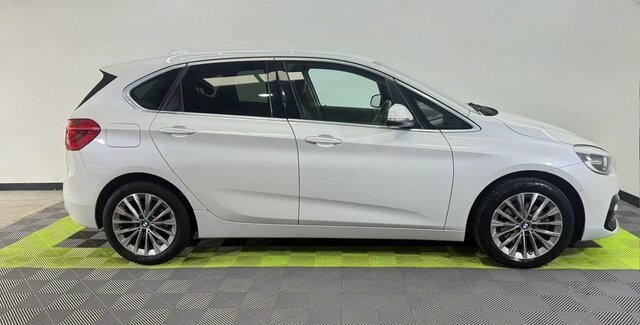 BMW 2 Series Active Tourer 2.0 220D Luxury Mpv White #6