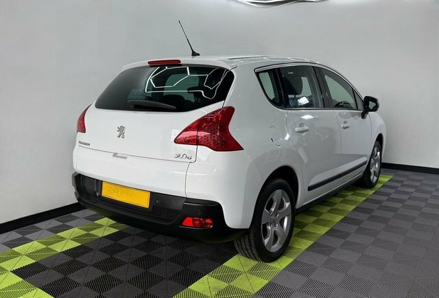 Peugeot 3008 1.6 Hdi Active Suv SP13HKY White #2