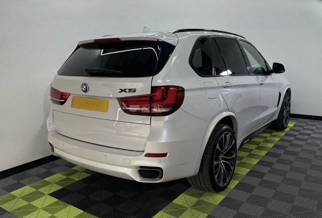 BMW X5 3.0 30D M Sport MJ65UFK White #2
