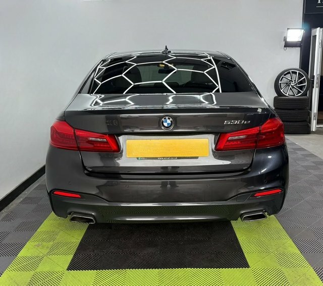 BMW 5 Series 2.0 530E 9.2Kwh M LK20UUD Grey #5