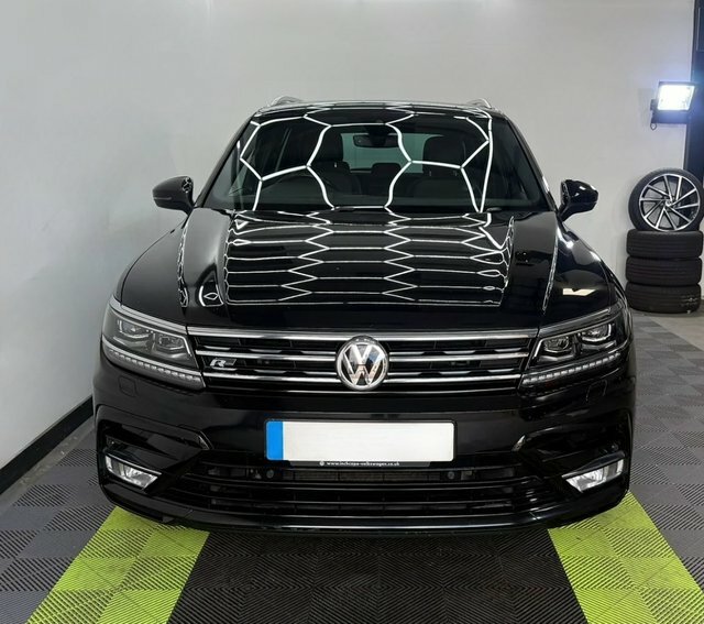 Volkswagen Tiguan 2.0 Tdi Bluemotion Tech DL66FLY Black #3