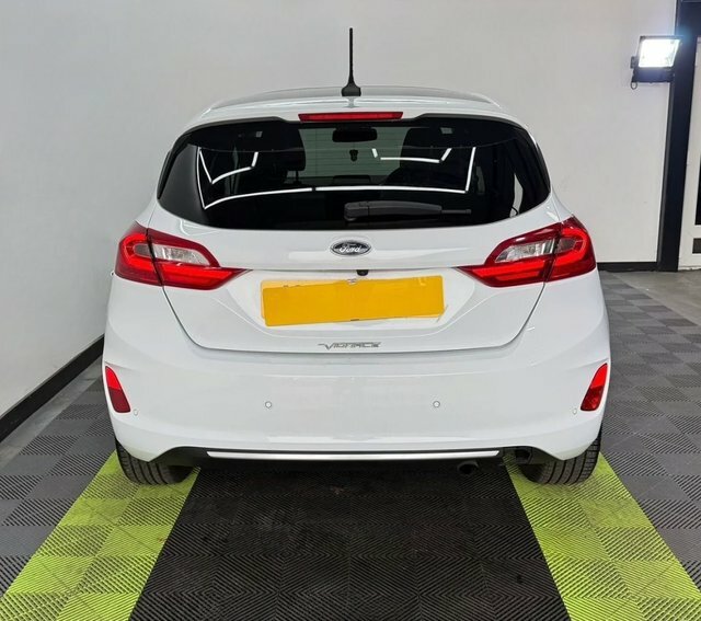 Ford Fiesta 1.5 Tdci Vignale Hatchback MJ19UJP White #4