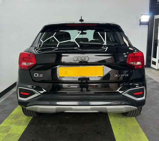 Audi Q2 1.0 Tfsi 30 Sport MV73ZYA Black #4