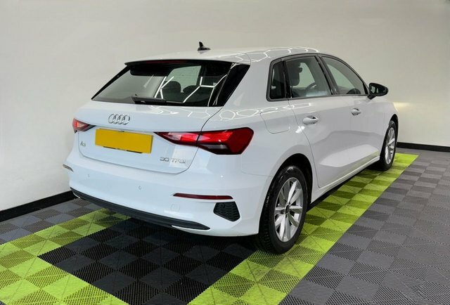 Audi A3 1.0 Tfsi 30 Technik RJ73UPG White #2