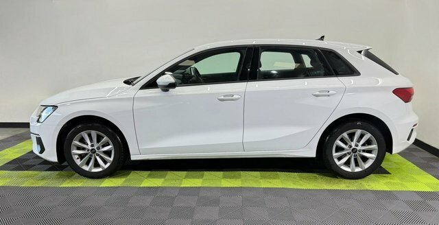 Audi A3 1.0 Tfsi 30 Technik RJ73UPG White #5