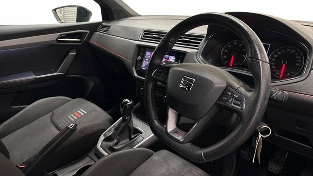 Seat Arona 1.0 Tsi Gpf Fr BA68WRJ Black #4