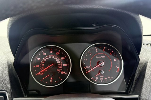 BMW 1 Series 1.5 118I Sport Hatchback PY17EVH Red #5