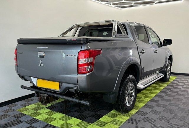Mitsubishi L200 2.4 Di-d Dc Titan WP18DZE Grey #2