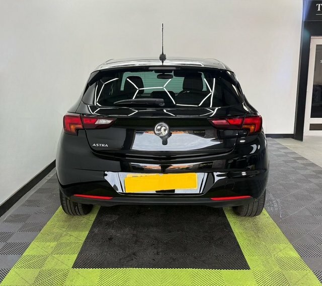 Vauxhall Astra 1.5 Turbo D Business DV20LUB Black #4